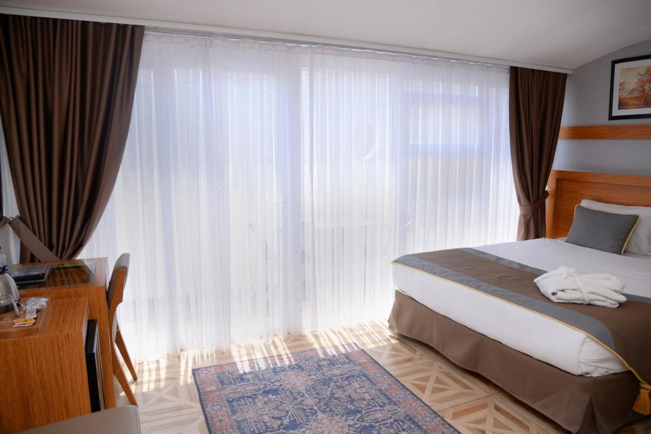 Edibe Sultan Hotel Istanbul Exterior photo