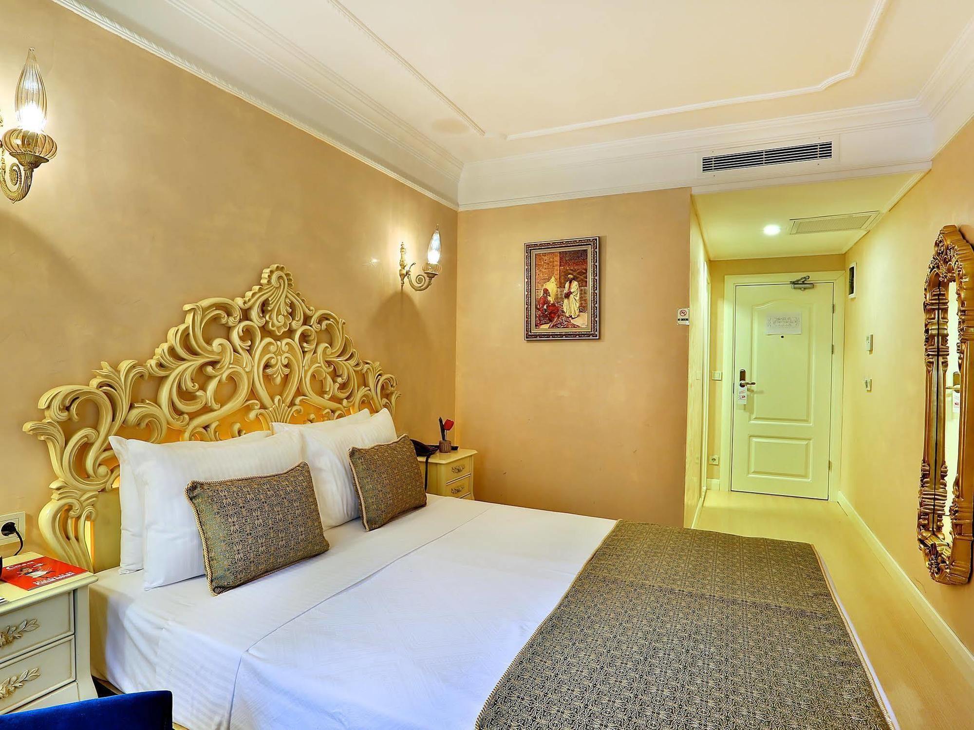 Edibe Sultan Hotel Istanbul Exterior photo