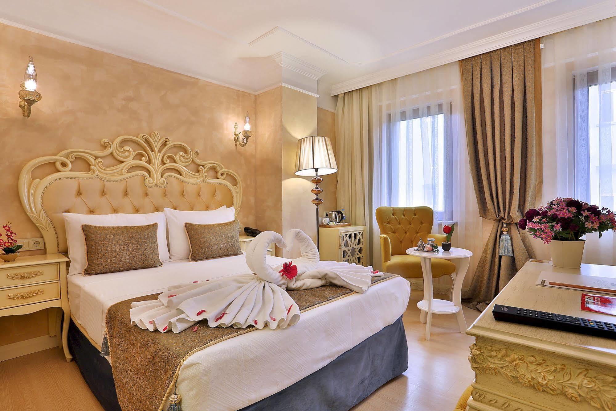 Edibe Sultan Hotel Istanbul Exterior photo